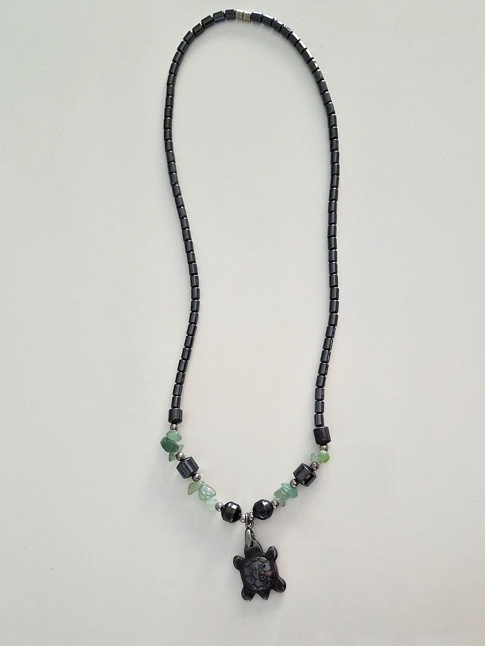 Beaded Turtle Pendant Necklace in Black & Green
